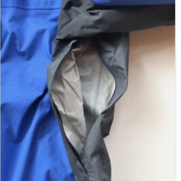 L.L. Bean Rain Jacket Womens Blue Black Windbreaker Hooded Light Size Small - Picture 13 of 14